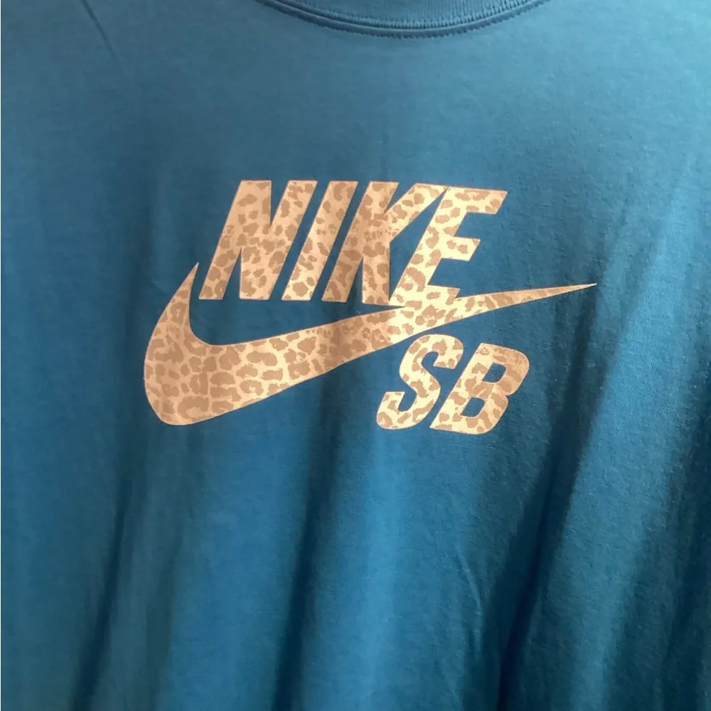 Nike SB Pro Icon Leopard Graphic Logo T-Shirt 611692-418 Men's Size Large